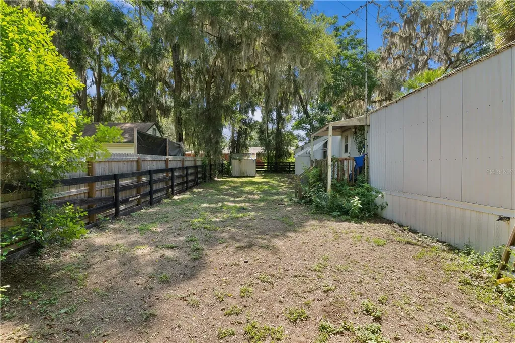 5891 SE 145th Street Summerfield FL 34491