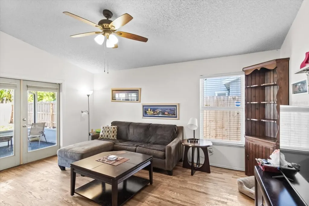 1219 Mackeral Avenue Sarasota FL 34237