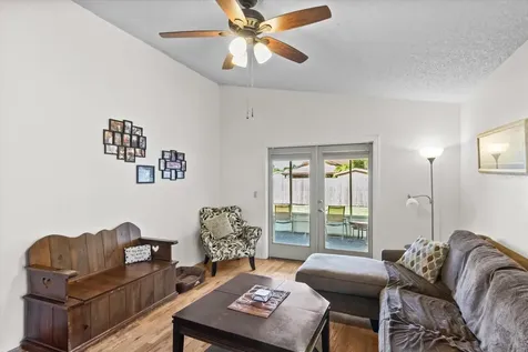 1219 Mackeral Avenue Sarasota FL 34237