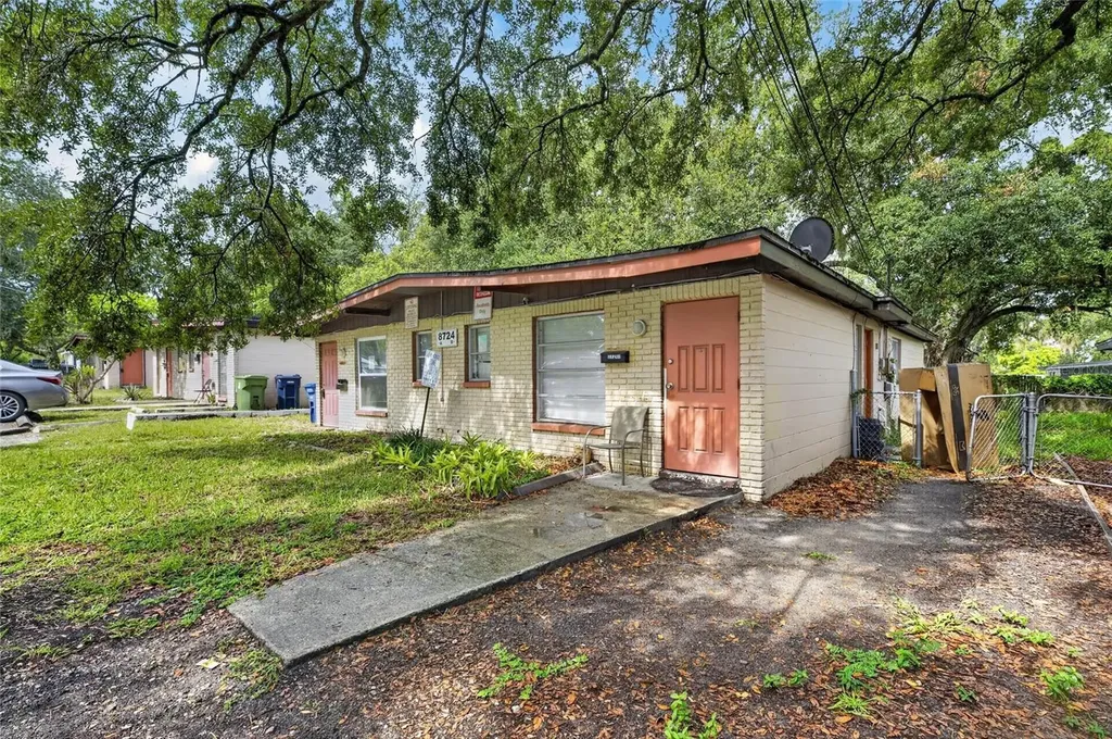 8723 & 8724 N 48th Street Tampa FL 33617