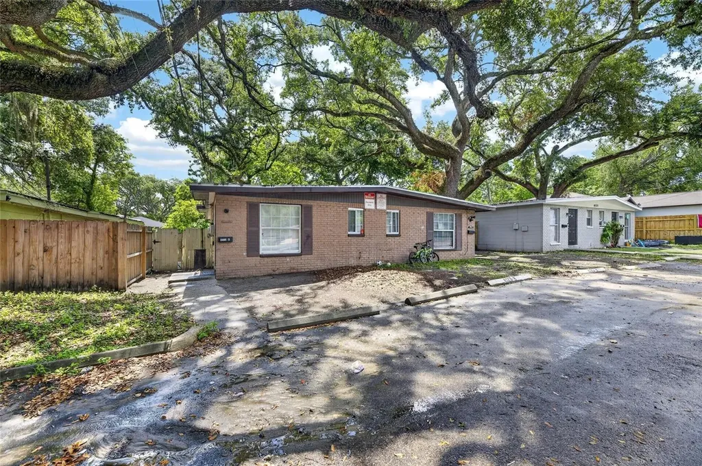 8723 & 8724 N 48th Street Tampa FL 33617