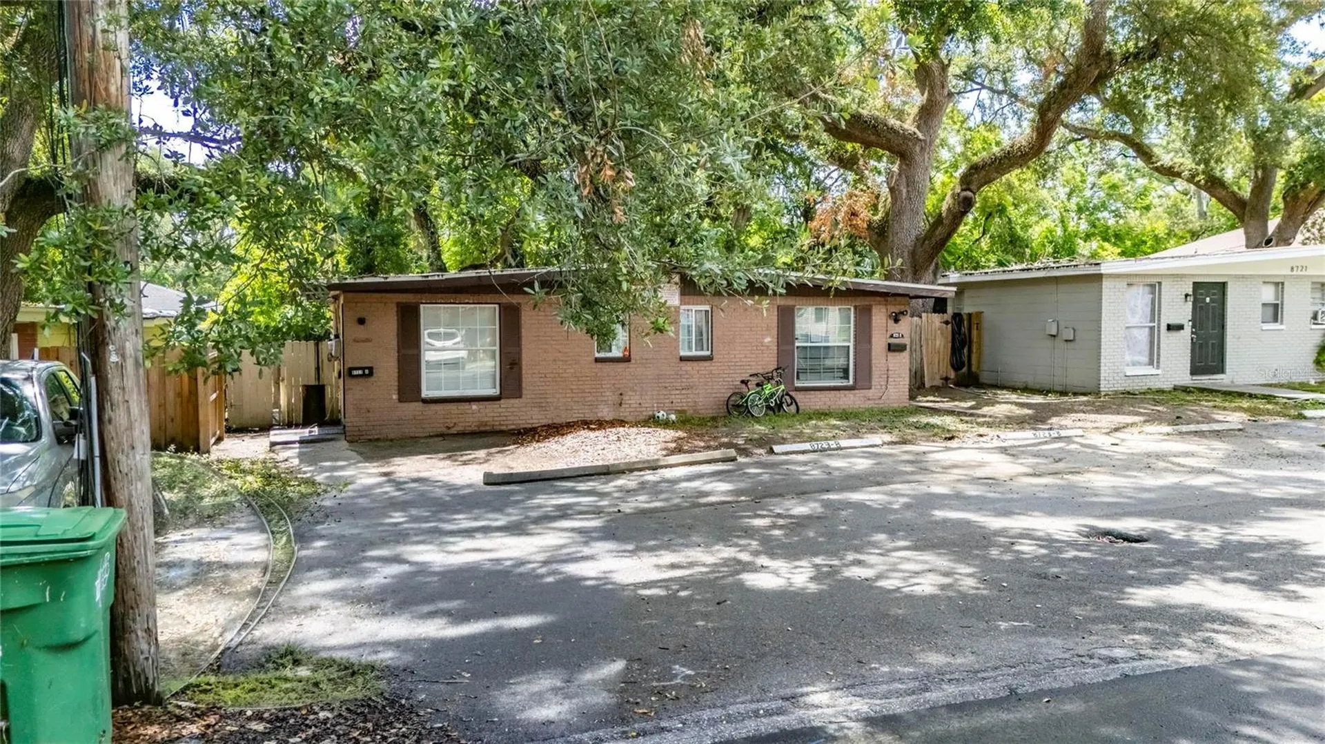 8723 & 8724 N 48th Street Tampa FL 33617