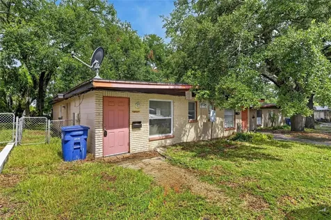 8723 & 8724 N 48th Street Tampa FL 33617
