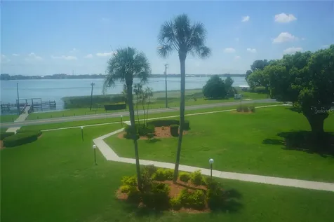 333 Lake Howard Drive NW Winter Haven FL 33880