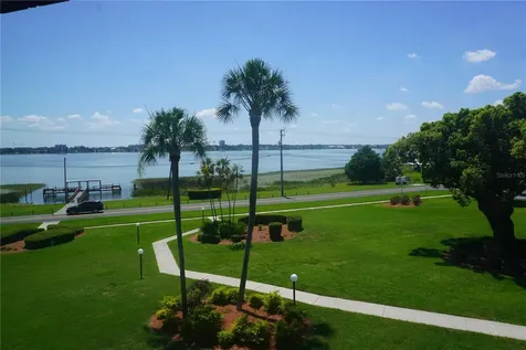 333 Lake Howard Drive NW Winter Haven FL 33880