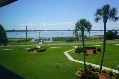 333 Lake Howard Drive NW Winter Haven FL 33880