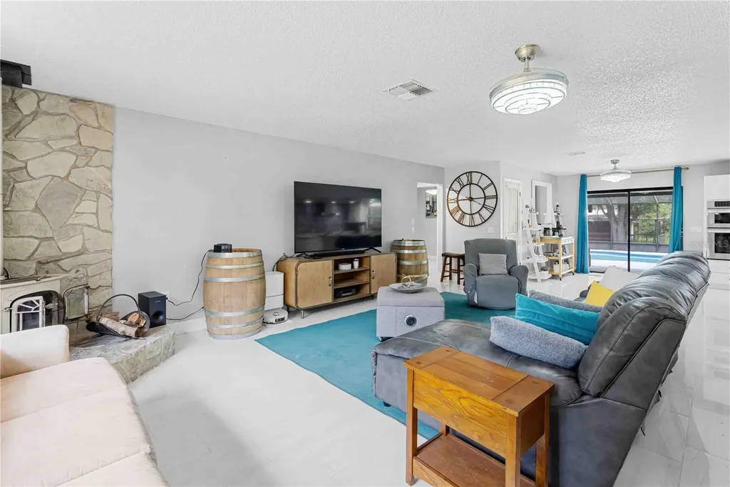 9459 N Eubanks Terrace Dunnellon FL 34433