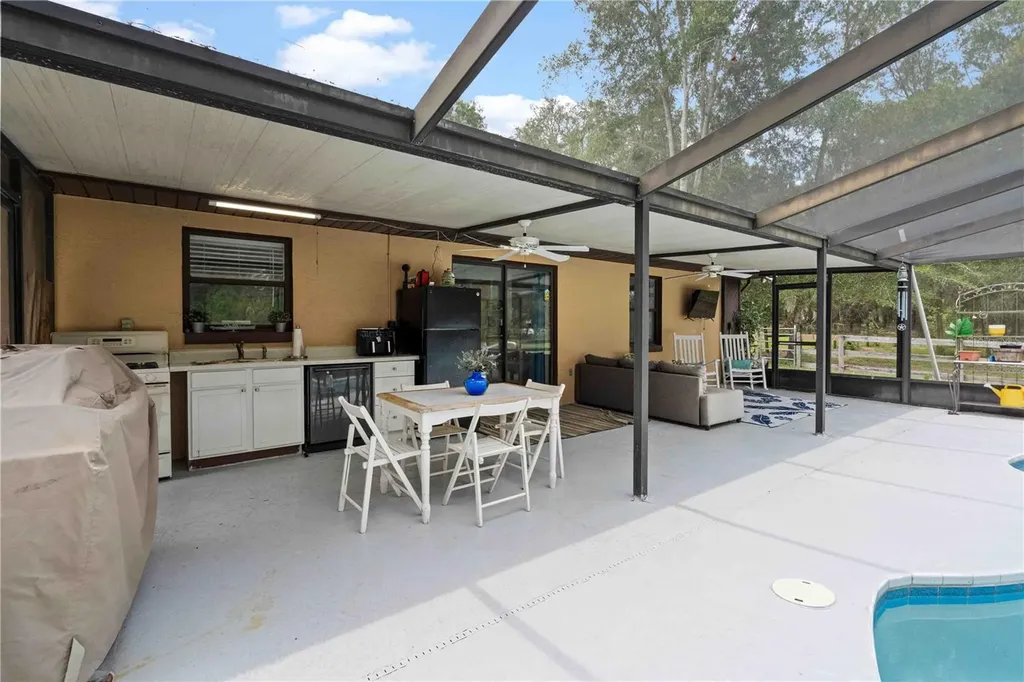 9459 N Eubanks Terrace Dunnellon FL 34433