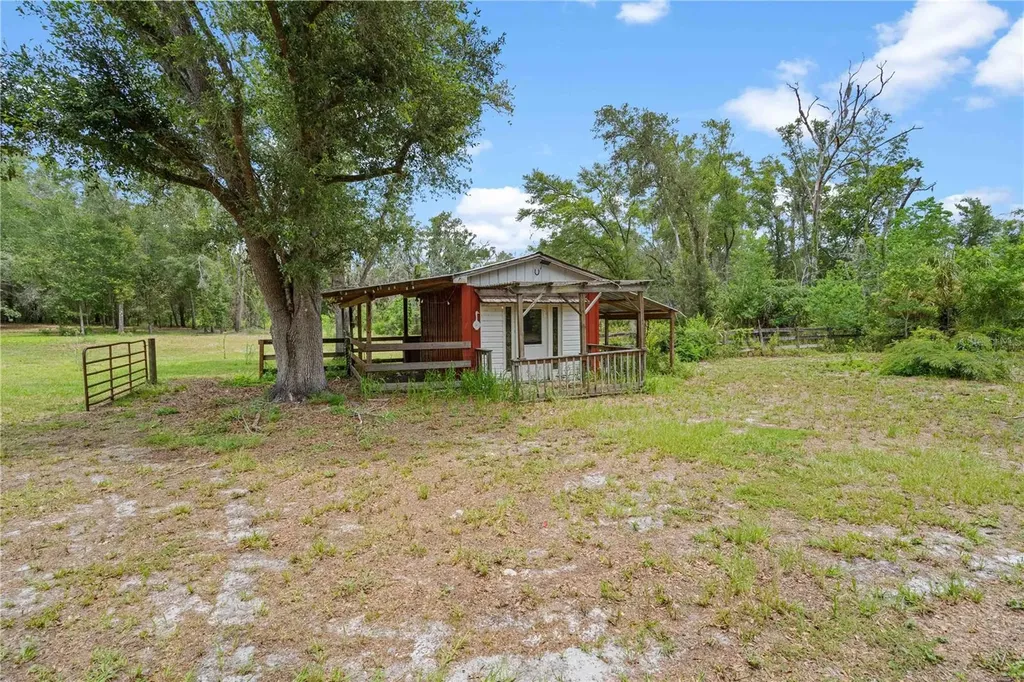 9459 N Eubanks Terrace Dunnellon FL 34433