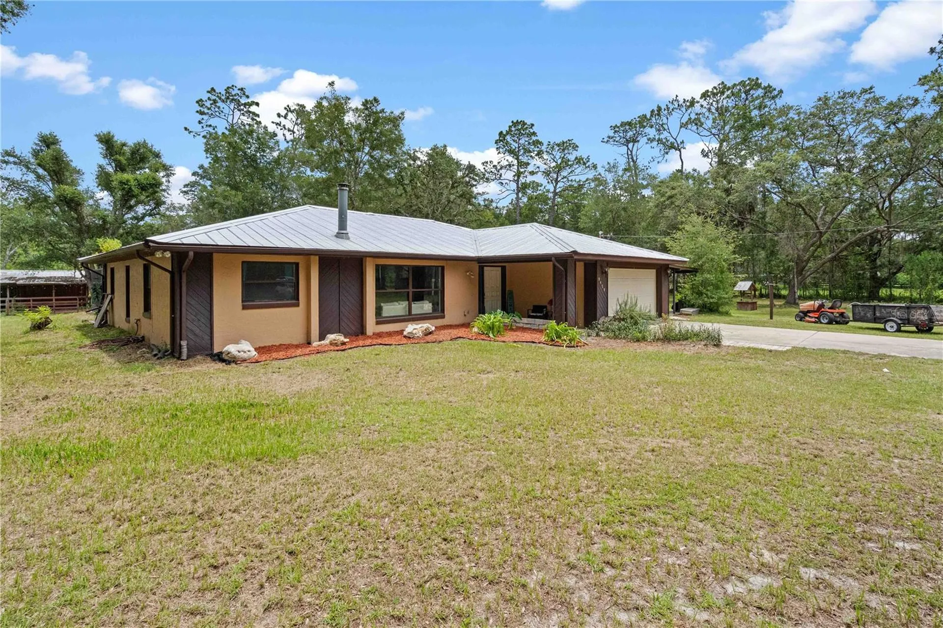 9459 N Eubanks Terrace Dunnellon FL 34433
