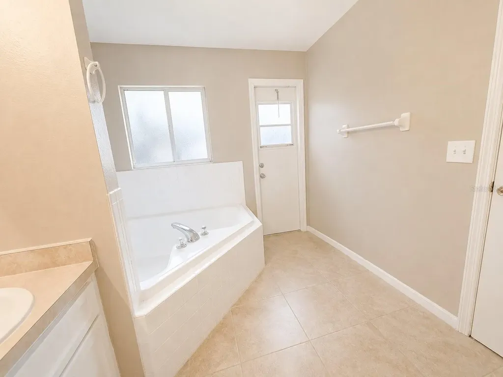 907 Hendon Place Kissimmee FL 34758