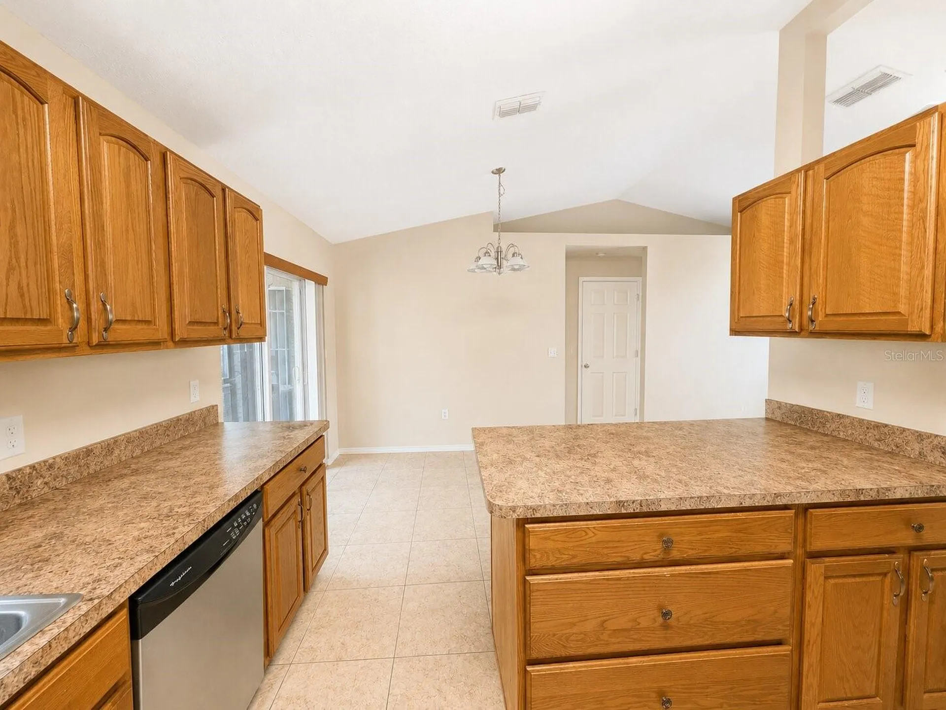 907 Hendon Place Kissimmee FL 34758