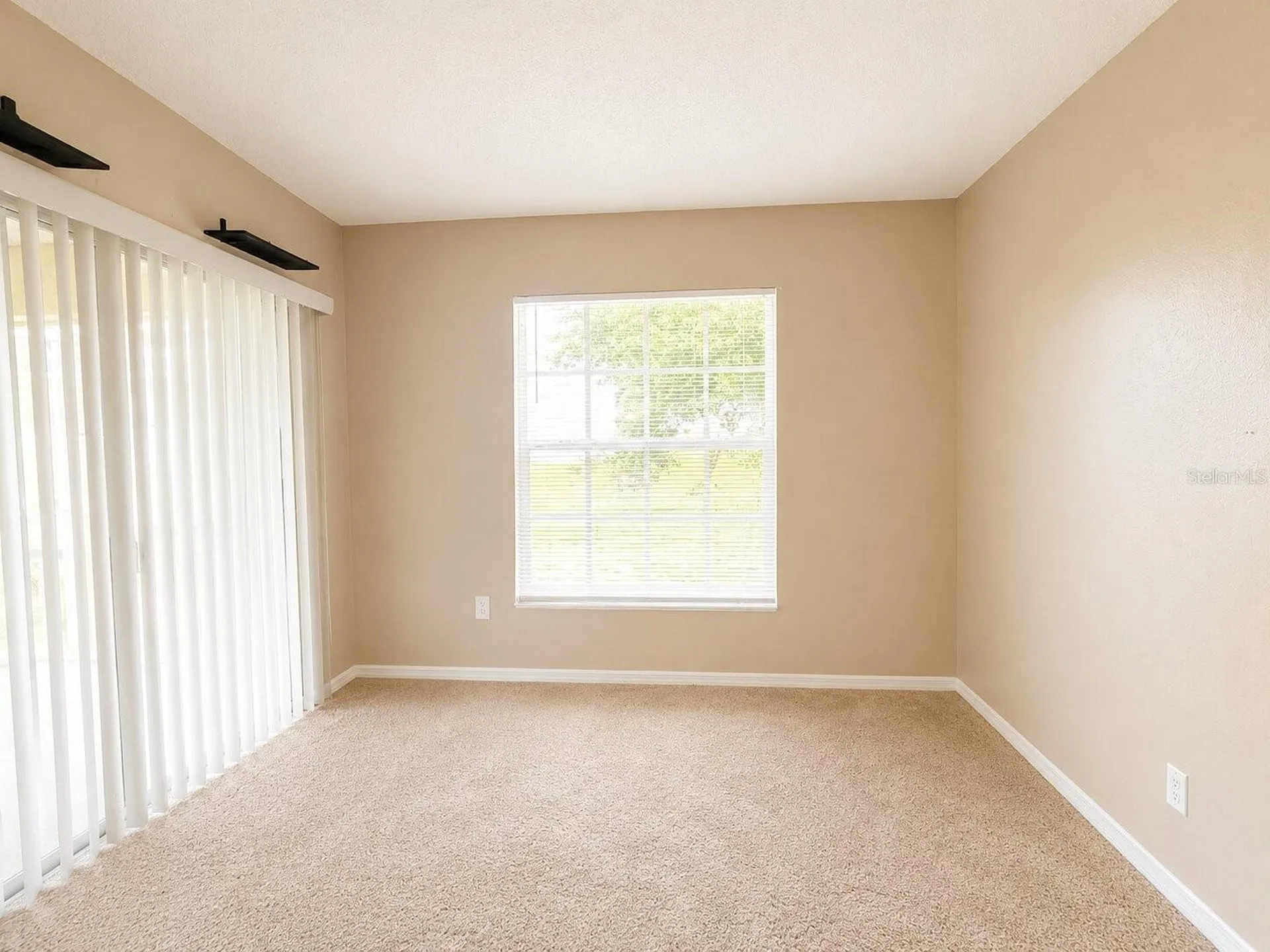 907 Hendon Place Kissimmee FL 34758