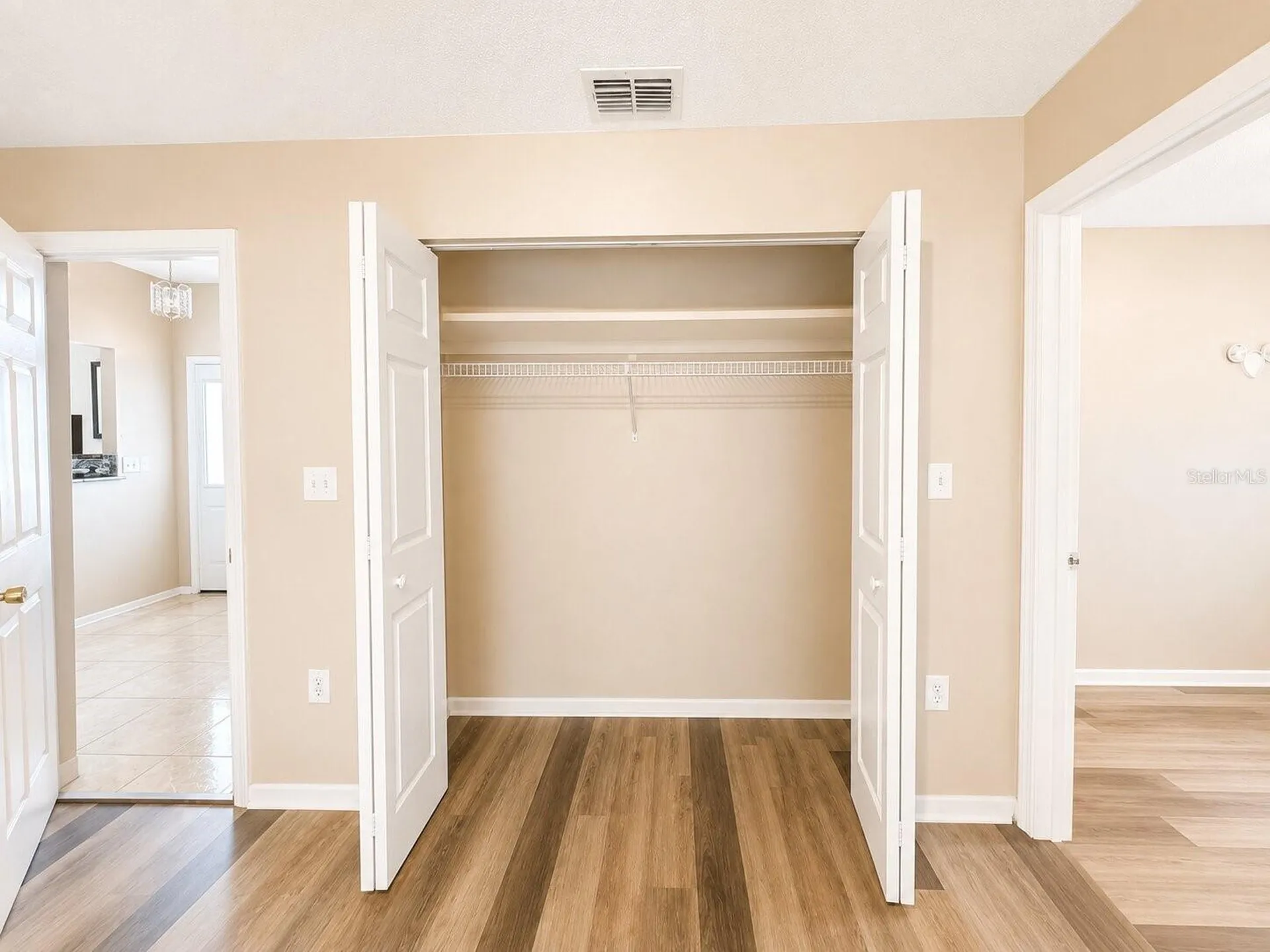 907 Hendon Place Kissimmee FL 34758