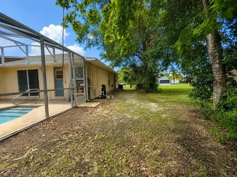 907 Hendon Place Kissimmee FL 34758