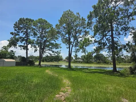 2473 Beck Circle Deltona FL 32738