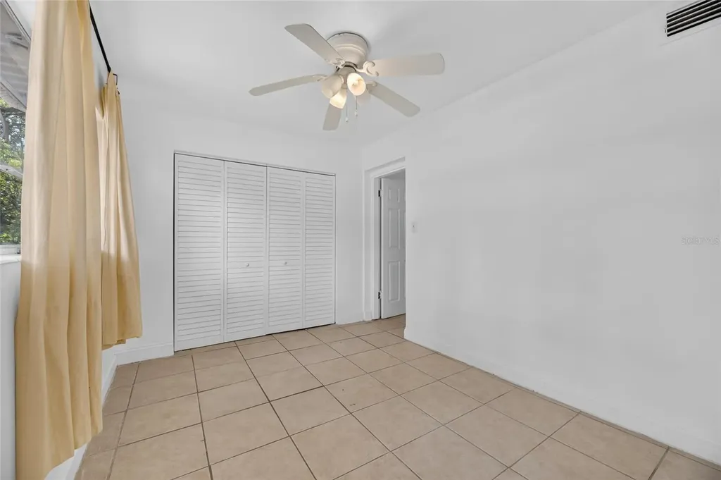 1005 E Flora Street Tampa FL 33604