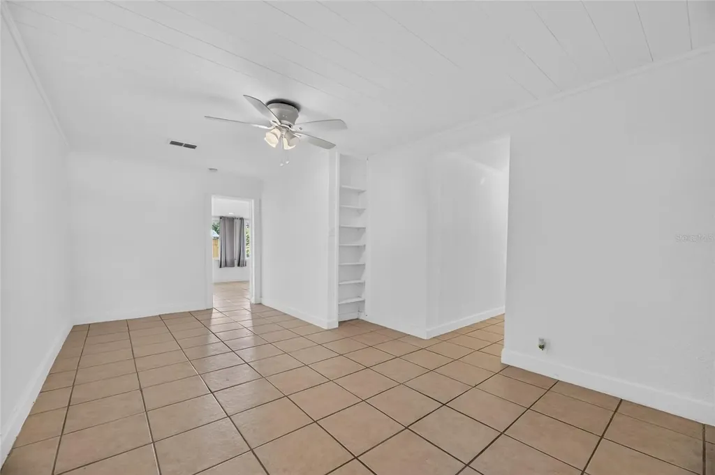 1005 E Flora Street Tampa FL 33604