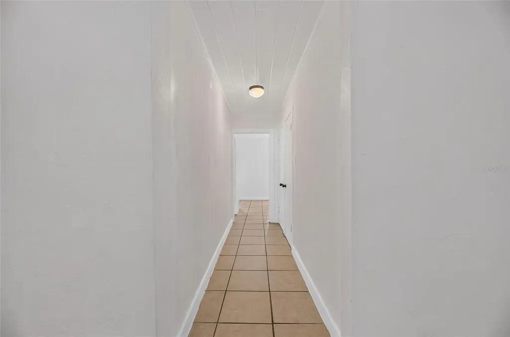 1005 E Flora Street Tampa FL 33604