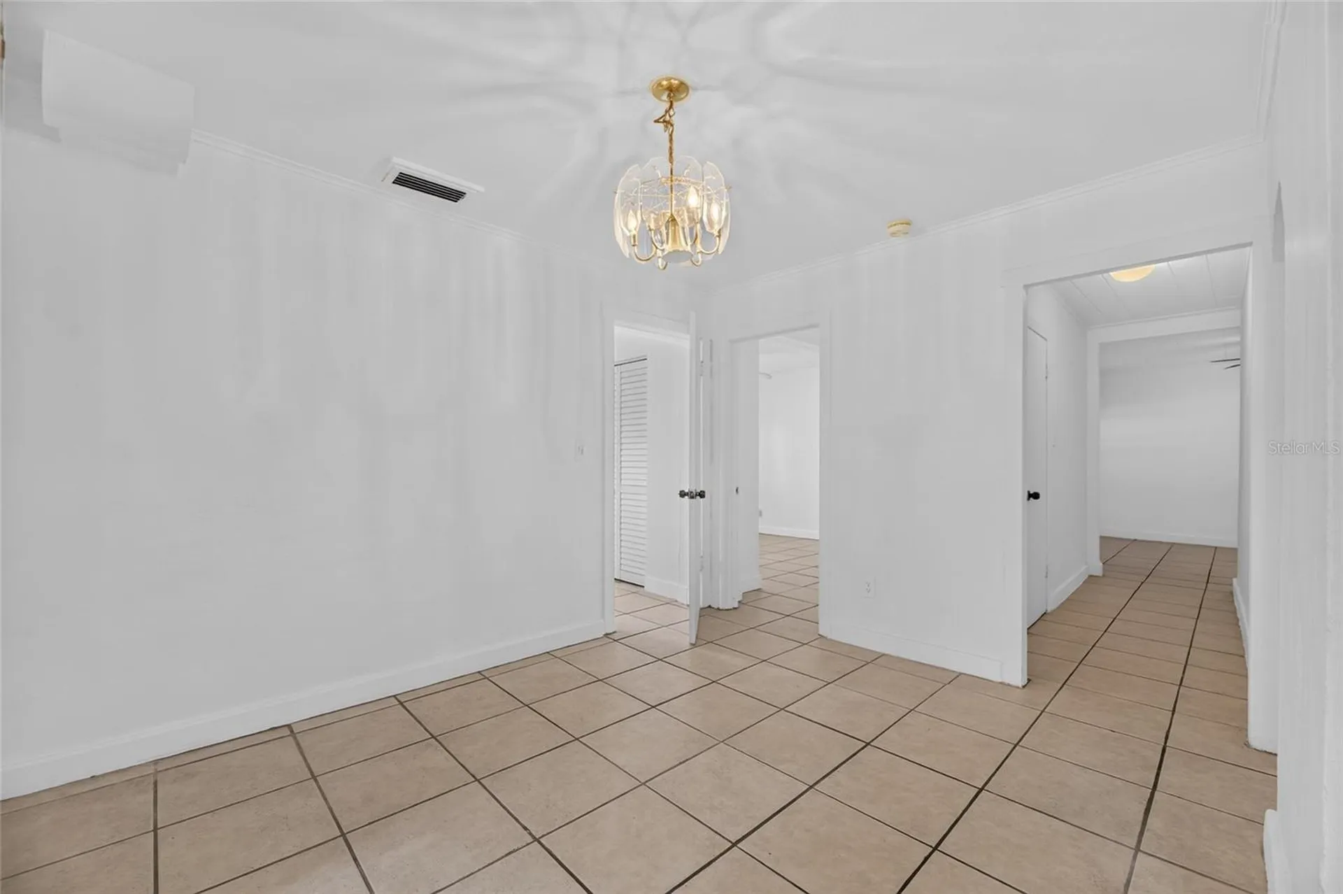 1005 E Flora Street Tampa FL 33604