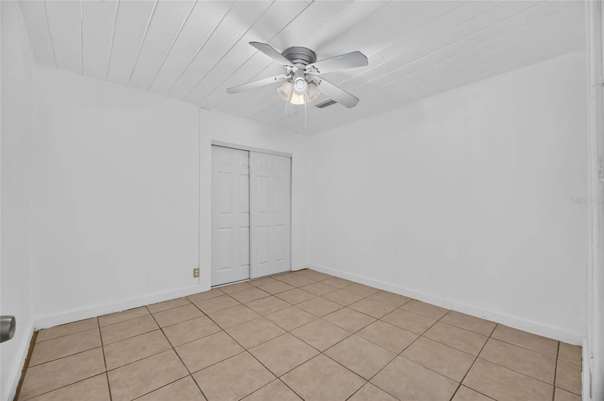 1005 E Flora Street Tampa FL 33604