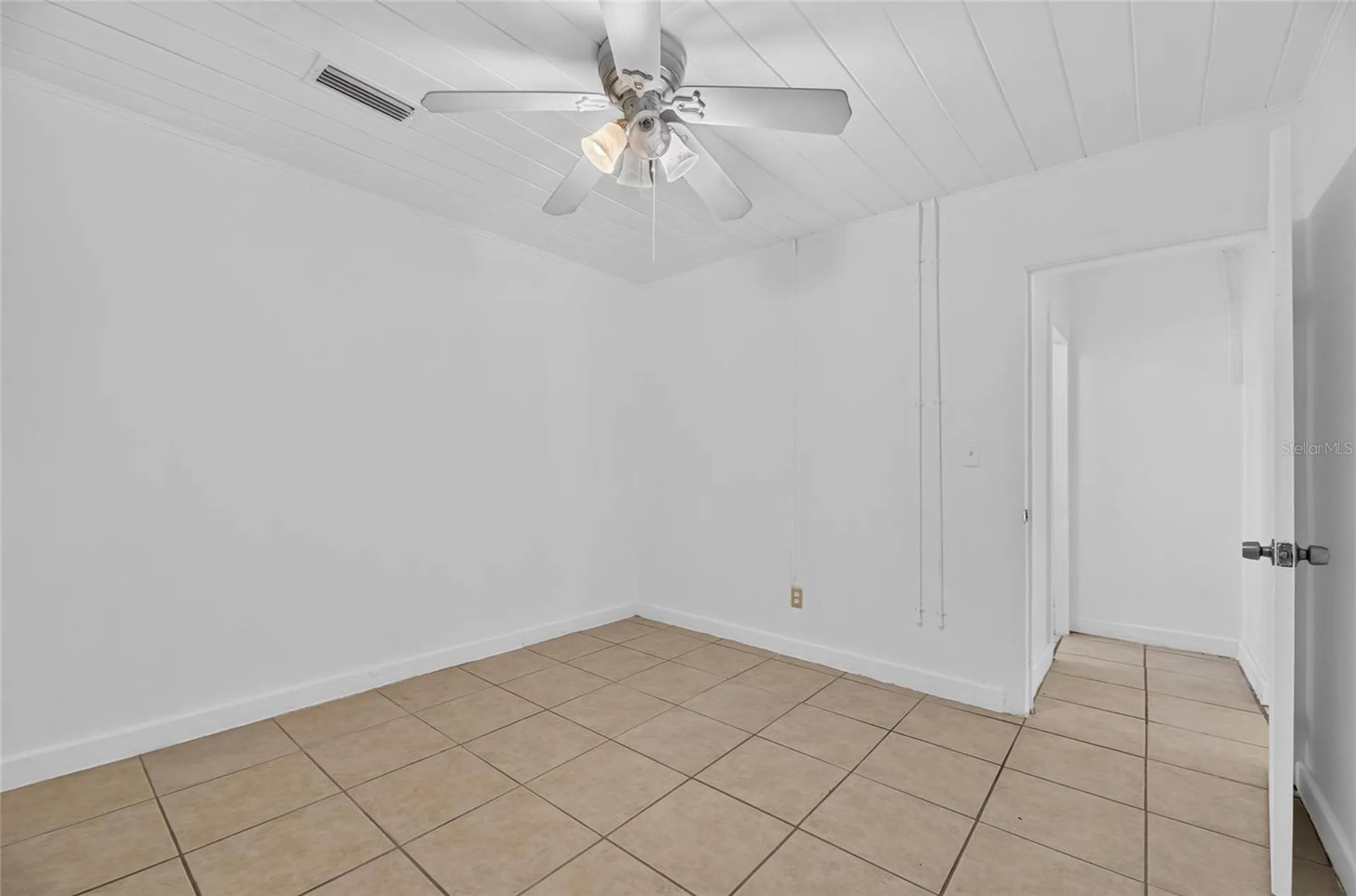 1005 E Flora Street Tampa FL 33604