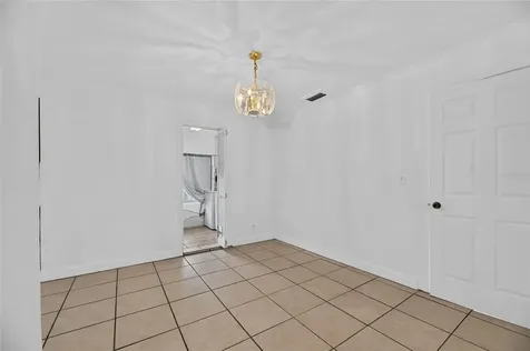1005 E Flora Street Tampa FL 33604
