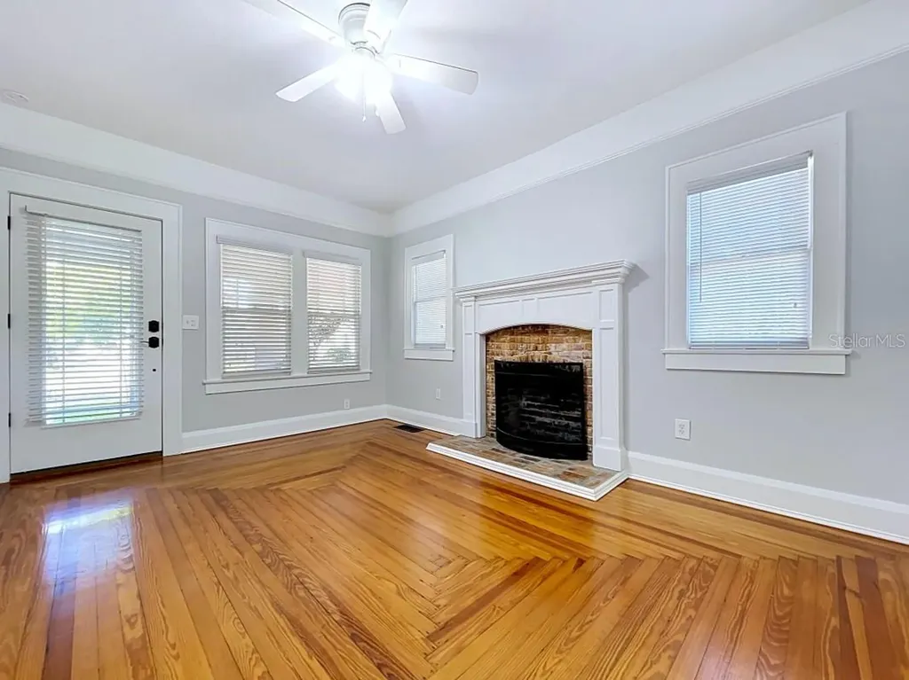 806 Johnson Avenue Lakeland FL 33801