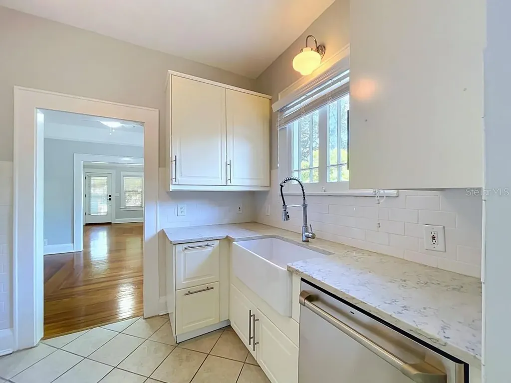 806 Johnson Avenue Lakeland FL 33801