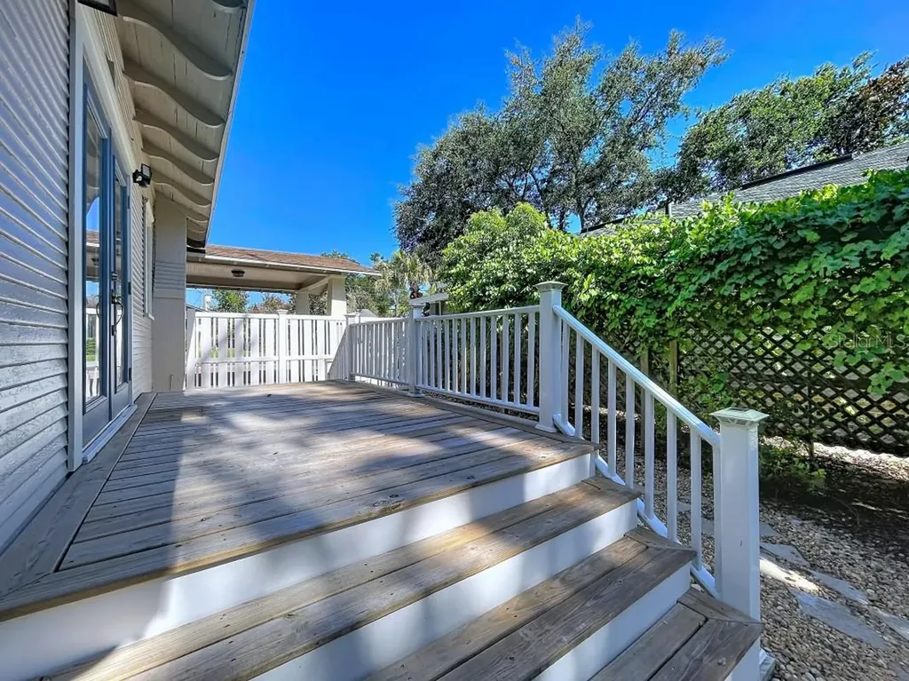 806 Johnson Avenue Lakeland FL 33801
