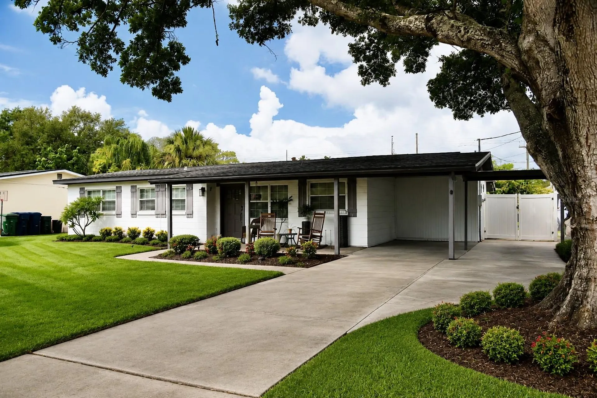 4636 W Bay Court Avenue Tampa FL 33611