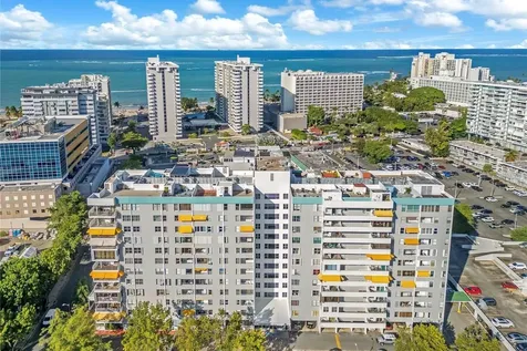 5890 Jose M Tartak Avenue Carolina PR 00979