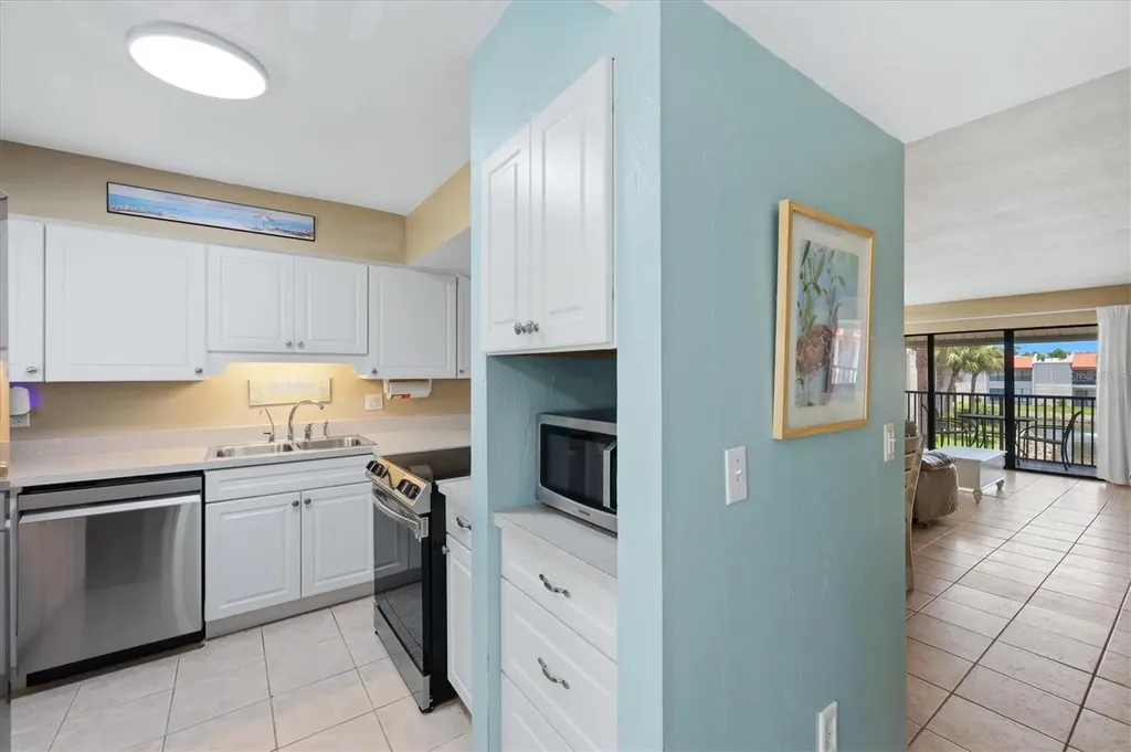 1801 Gulf Drive N Bradenton Beach FL 34217