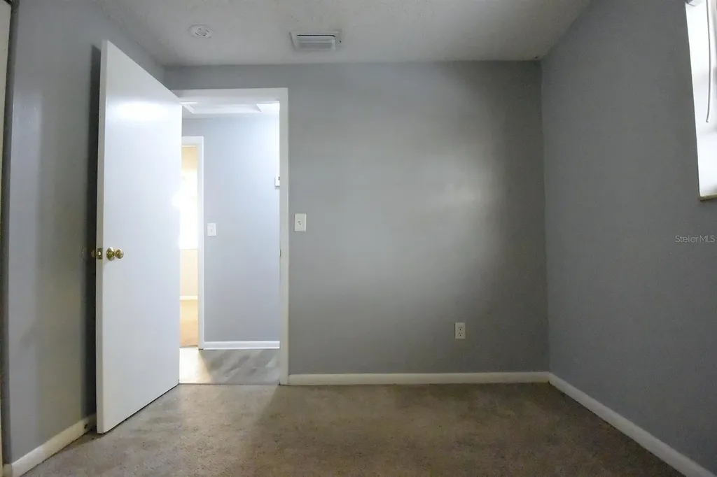 8235 Donaldson Drive Tampa FL 33615