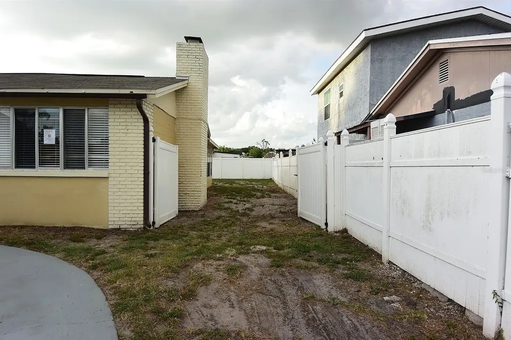 8235 Donaldson Drive Tampa FL 33615