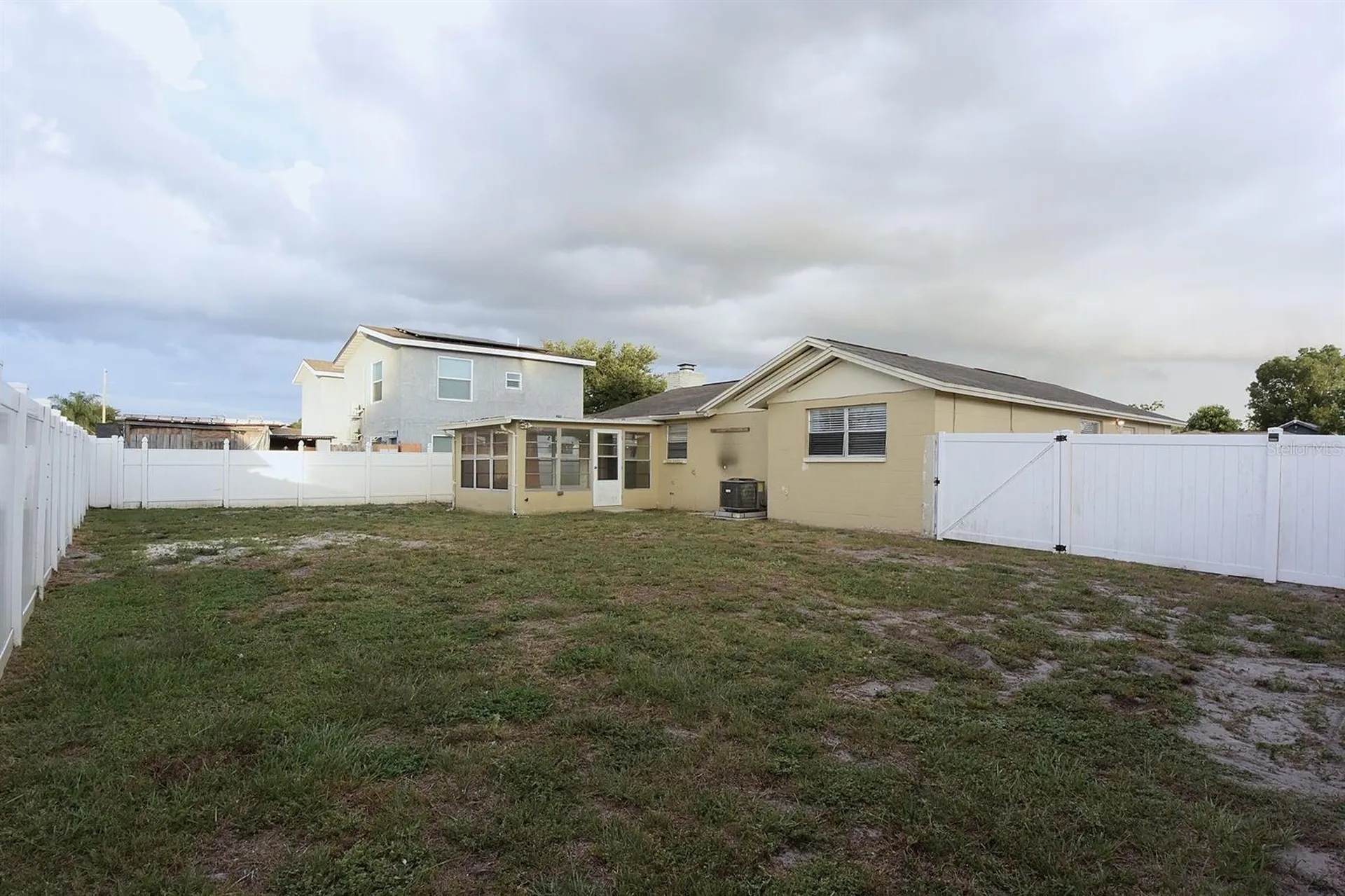 8235 Donaldson Drive Tampa FL 33615