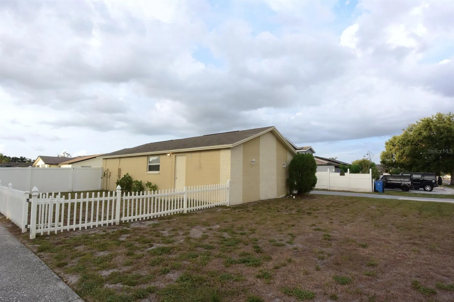 8235 Donaldson Drive Tampa FL 33615