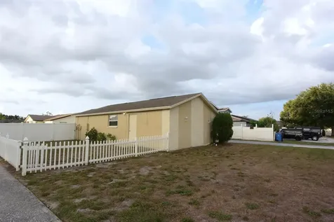 8235 Donaldson Drive Tampa FL 33615