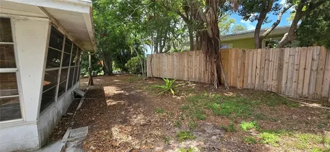 14609 Bay Drive Largo FL 33774