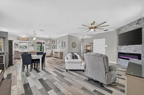 12326 Winding Woods Way Bradenton FL 34202