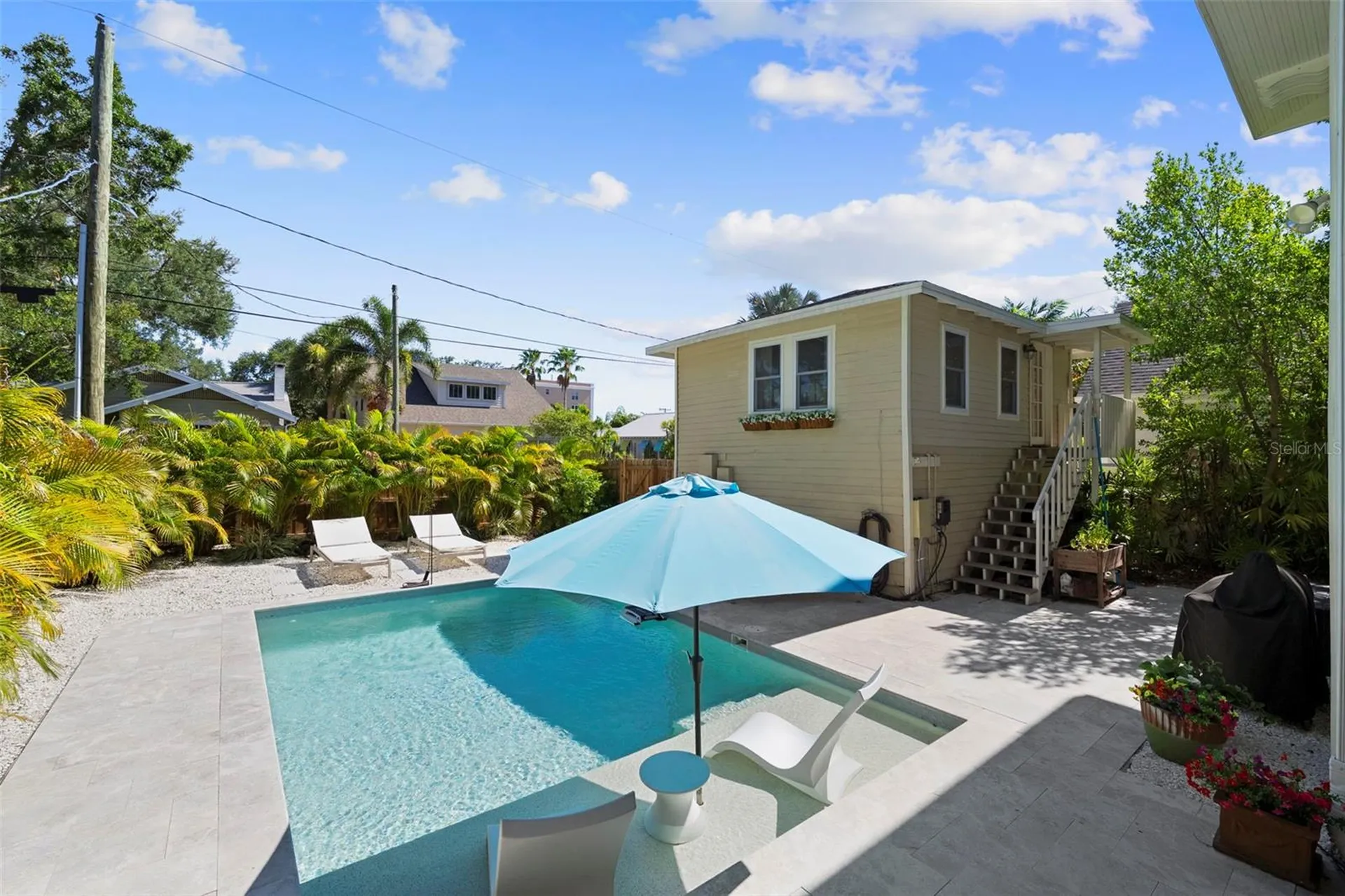 2630 W Prospect Road Tampa FL 33629