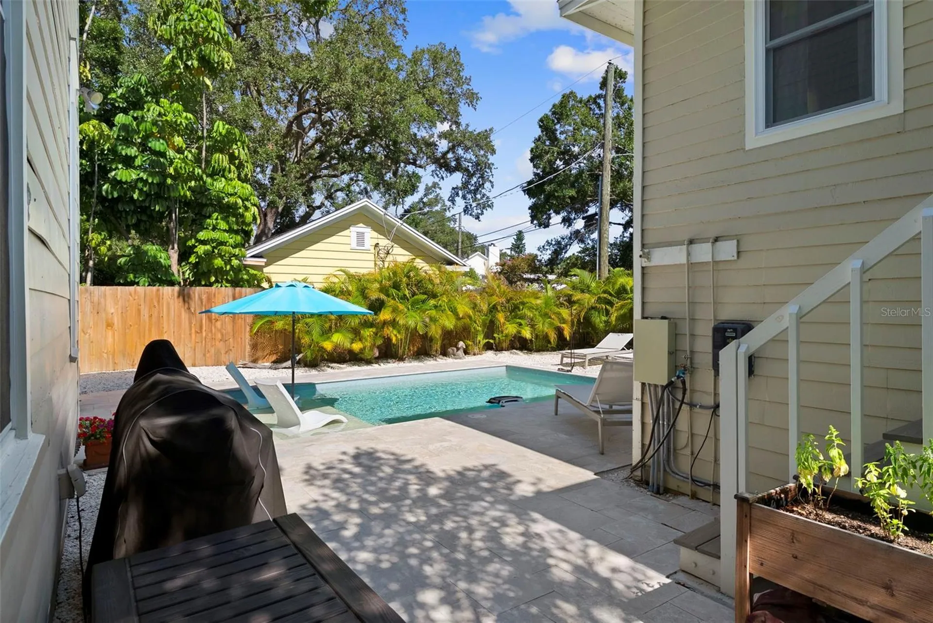 2630 W Prospect Road Tampa FL 33629