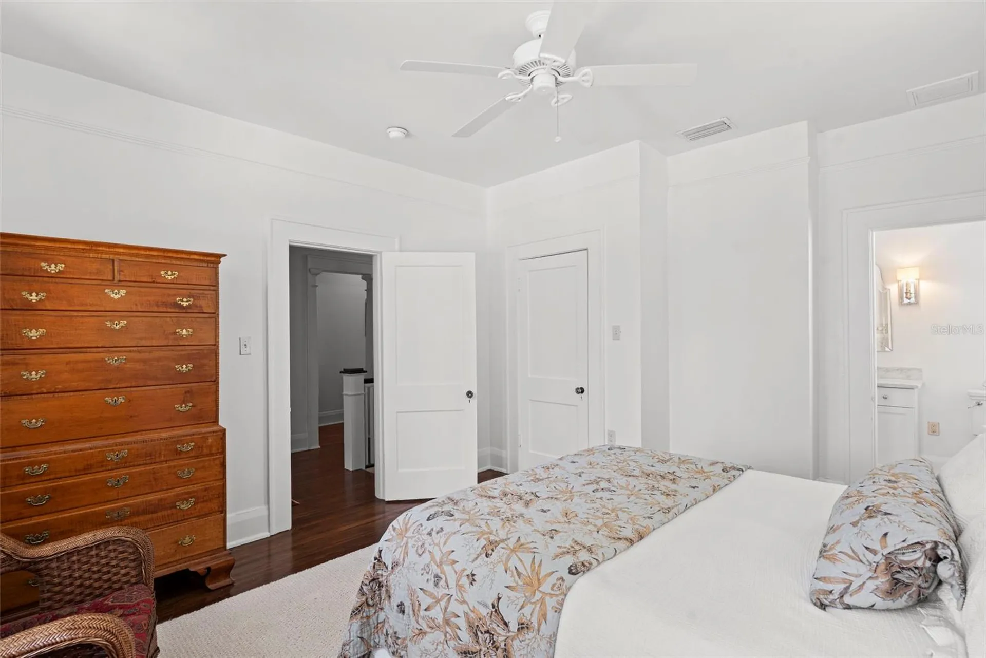 2630 W Prospect Road Tampa FL 33629