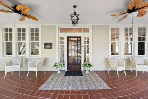 2630 W Prospect Road Tampa FL 33629