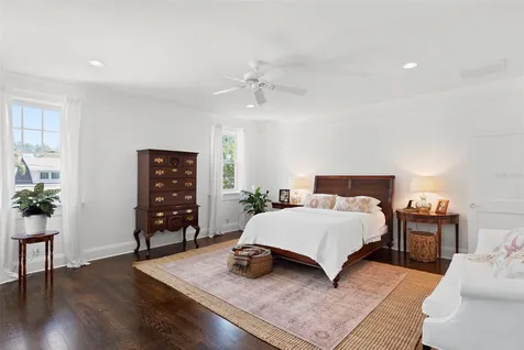 2630 W Prospect Road Tampa FL 33629