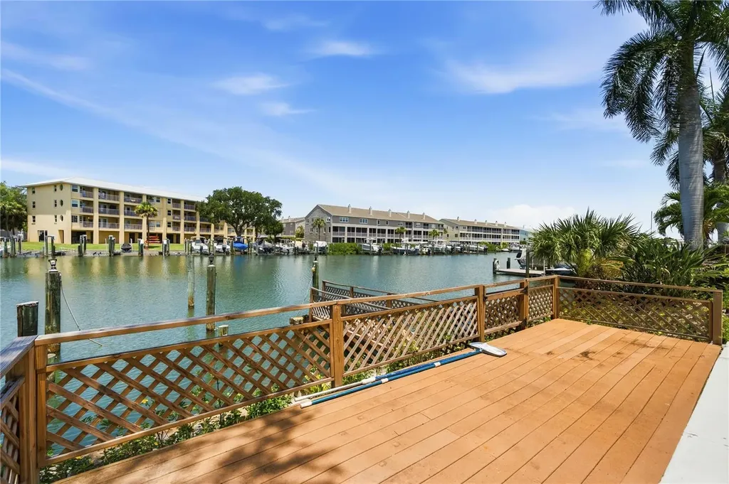 1136 3rd Avenue S Tierra Verde FL 33715