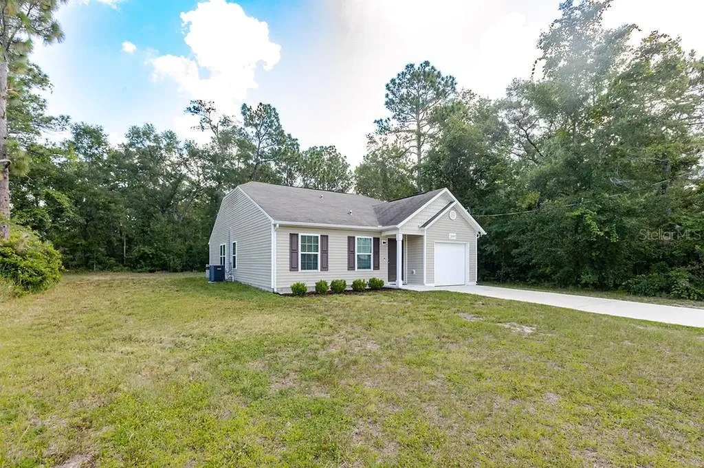 12307 Millington Avenue Weeki Wachee FL 34614