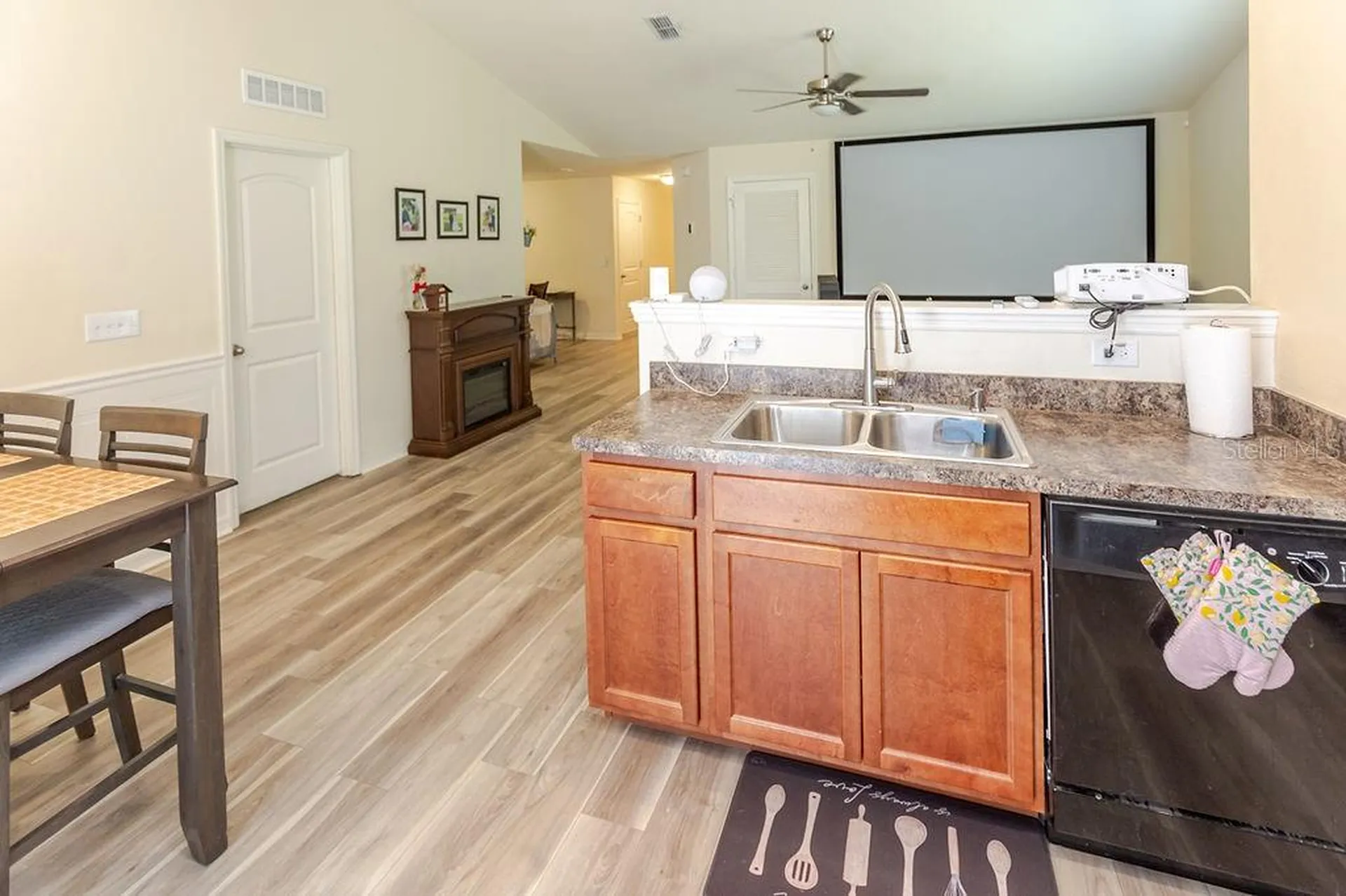 12307 Millington Avenue Weeki Wachee FL 34614