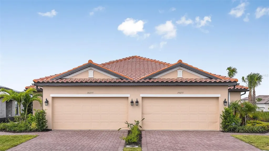 10251 Morning Mist Lane Sarasota FL 34241
