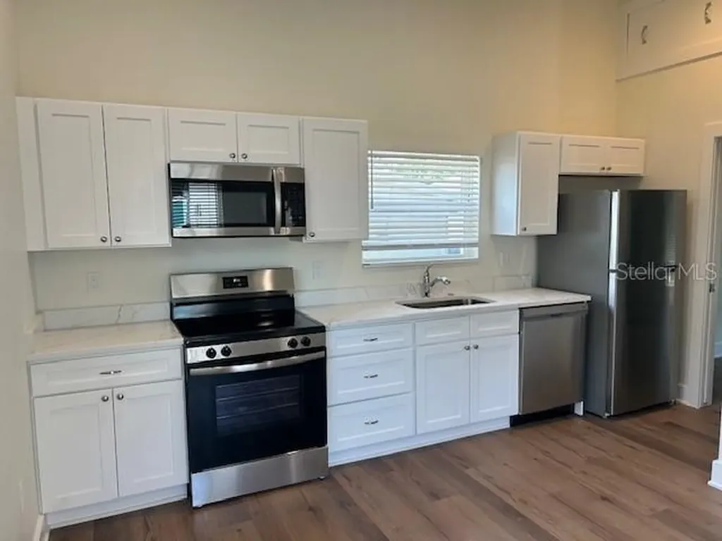 2020 14th Avenue S St Petersburg FL 33712